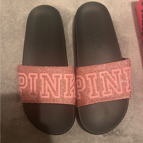 PINK Victoria Secret Sweatshirt & Leggings Set with Slides - Picture 4 of 4